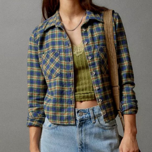 Urban Outfitters Tops - NWT Urban Outfitters BDG Dakota Cropped Flannel Button-Down Shirt, Size Large